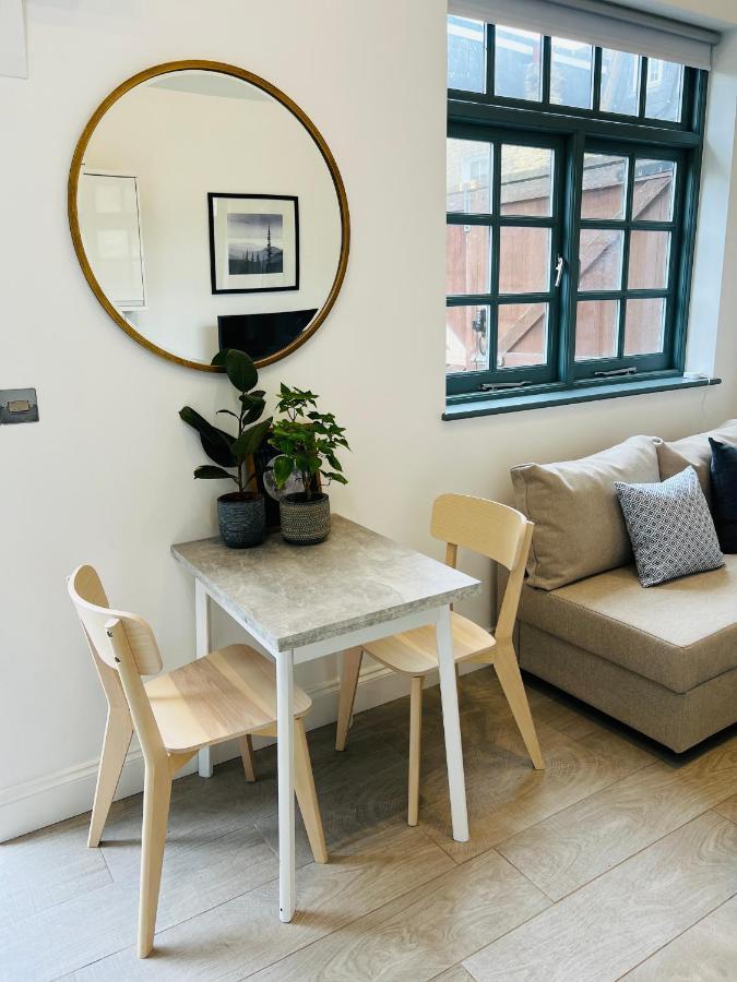 Forge Cottage - Pretty 1 Bedroom Cottage With Free Off Street Parking Londra Esterno foto