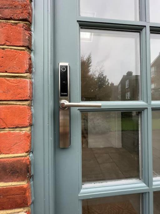 Forge Cottage - Pretty 1 Bedroom Cottage With Free Off Street Parking Londra Esterno foto